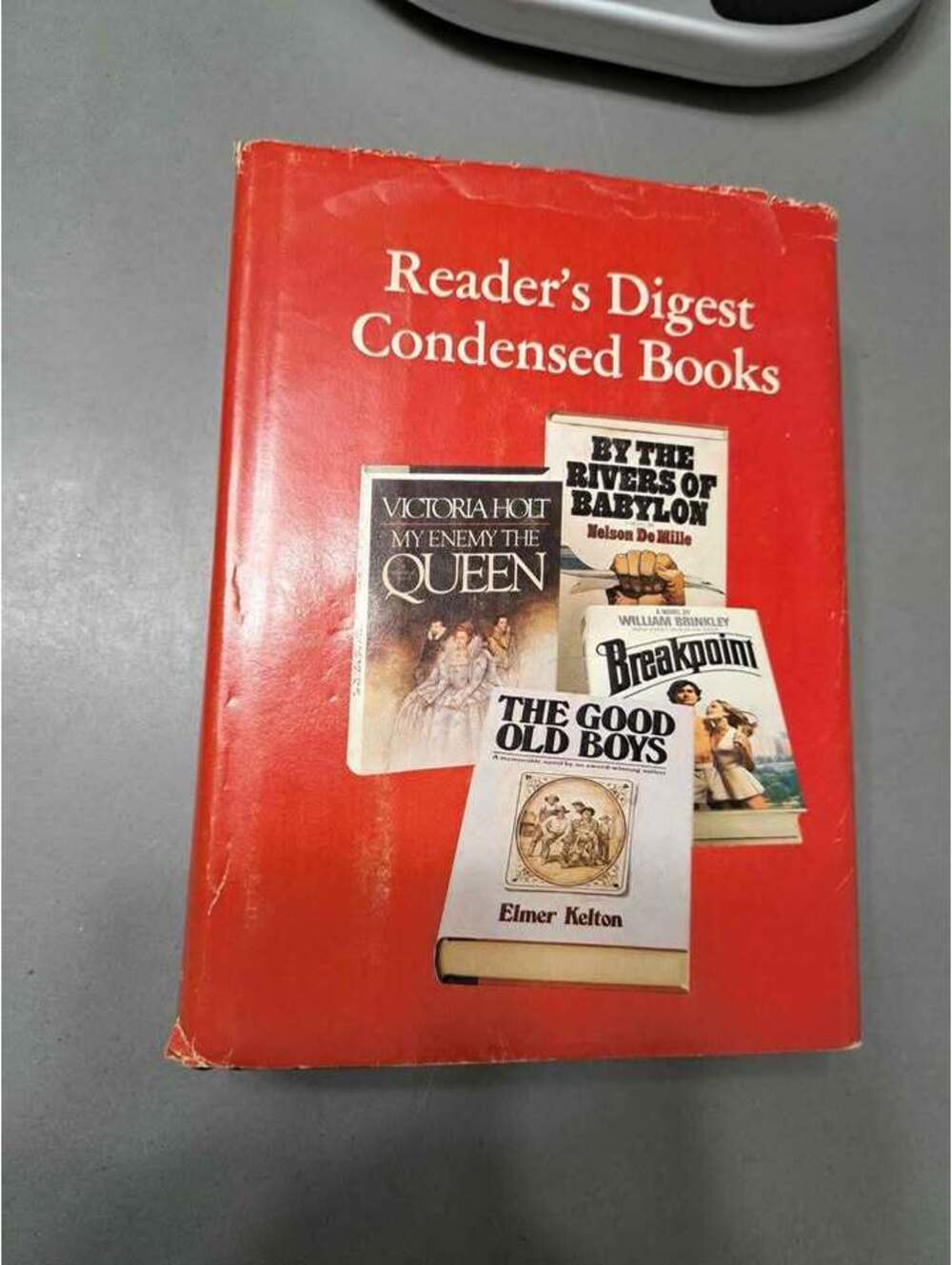 Vintage 1978 first edition Readers Digest Condensed Books Volume 4
